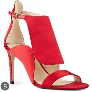 Nine West DENITA OPEN TOE PUMPS  Heels Size 6.1/2.Like New